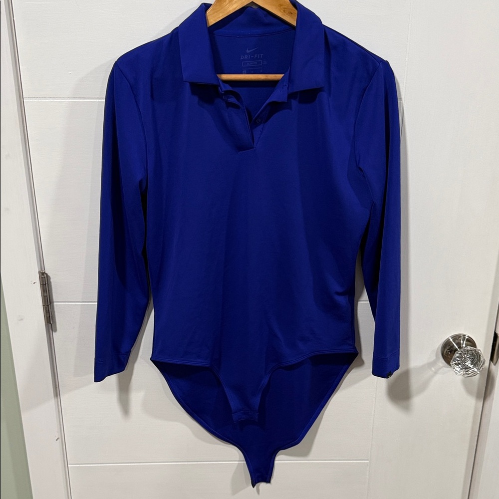 Nike Women’s Dri-FIT Slim Fit Forever Tucked Polo Shirt in Blue Size Medium
